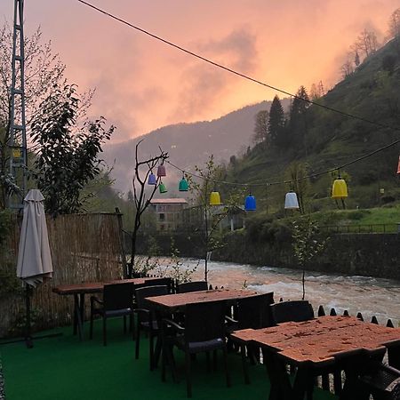 Afara Bungalows Otel & Cafe Різе Екстер'єр фото